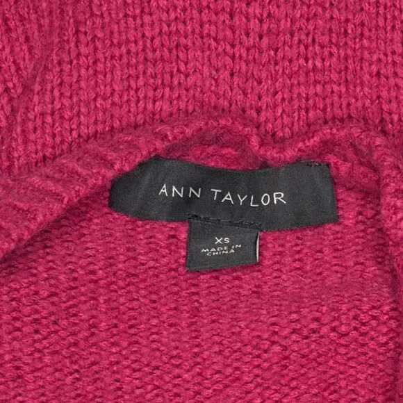 Ann Taylor Puff Shoulder Long Sleeve Sweater - Picture 5 of 6